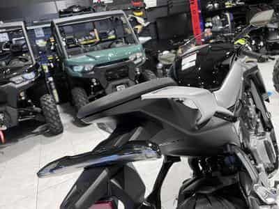 CF Moto 675 SR-R (2026) - Photo 5