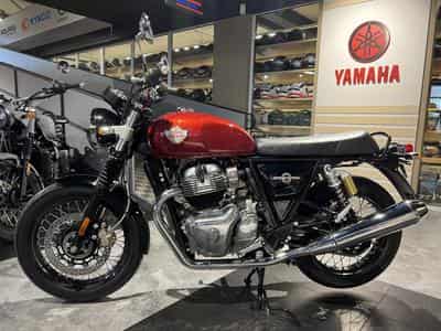 Royal Enfield Interceptor Canyon Red (2025) - Photo 4
