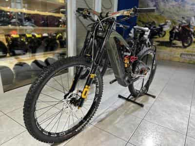 Fantic XXF 2.0 FACTORY Öhlins taille M 720Wh, 29''-27,5'', freins 4 pis (2026) - Photo 2