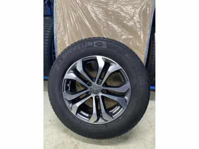Jantes alu + Pneus h 17" 235/65 R17 104H (2026) - Photo 1