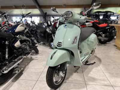 Vespa GTS Classica (2025) - Photo 2