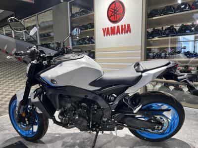 Yamaha MT09 Y-AMT (2025) - Photo 4