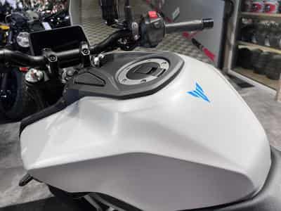 Yamaha MT09 Y-AMT (2025) - Photo 6