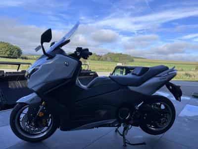 Yamaha T-Max TECHMAX (2026) - Photo 4