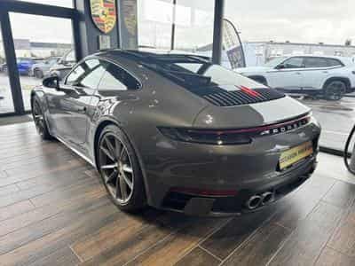 Porsche 911 Carrera 4S (2019) - Photo 2