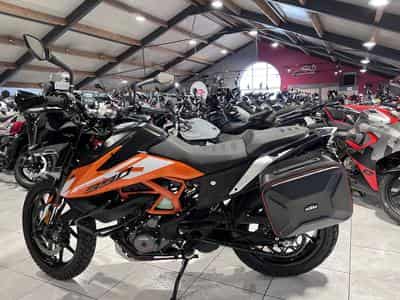 KTM 390 Duke (2024) - Photo 4
