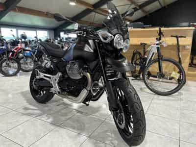 Moto Guzzi V85 TT  Strada (2024) - Photo 6