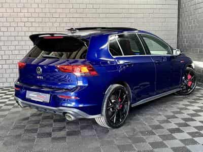 VW Golf GTI Clubsport 2.0 TSI 300 CV DSG7 *PANO*ACC* *CAM* (2024) - Photo 6