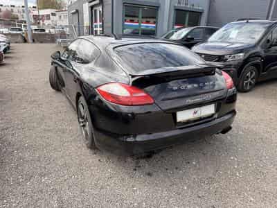 Porsche Panamera GTS (2012) - Photo 8