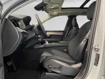 Volvo XC90 Plus Dark (2025) - Photo 9