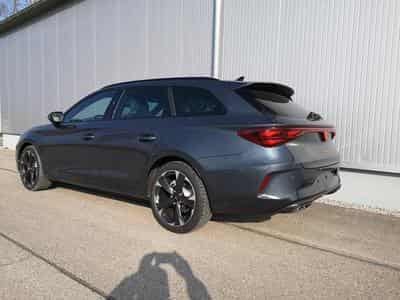 Cupra Leon 1.5 eTSI 110 kW (2026) - Photo 2