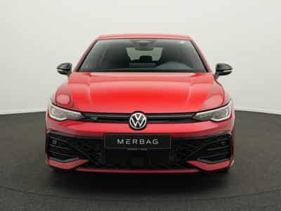 VW Golf VIII 1.5 eTSI R-Line (2025) - Photo 2