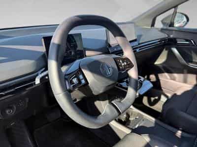 MG MG4 ELECTRIC (2023) - Photo 8