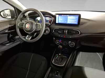 Fiat Tipo 1.5 HYBRID CROSS (2024) - Photo 7