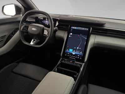 Ford Capri 79kWh Extended Range AWD (2024) - Photo 15
