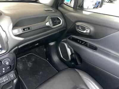 Jeep Renegade 1.6 MJD 130 4x2 MTX 80th (2021) - Photo 9
