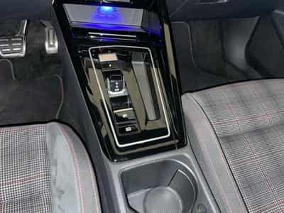 VW Golf 2.0 TSI GTI (2022) - Photo 10