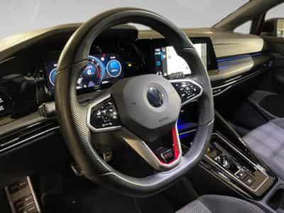 VW Golf 2.0 TSI GTI (2022) - Photo 8