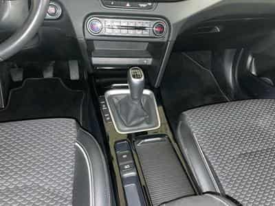 Kia Ceed Pulse 1.0 T-GDI 120 MHEV DCT ISG (2024) - Photo 10
