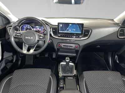 Kia Ceed Pulse 1.0 T-GDI 120 MHEV DCT ISG (2024) - Photo 5
