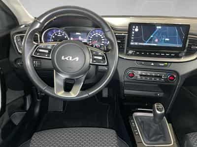 Kia Ceed Pulse 1.0 T-GDI 120 MHEV DCT ISG (2024) - Photo 6