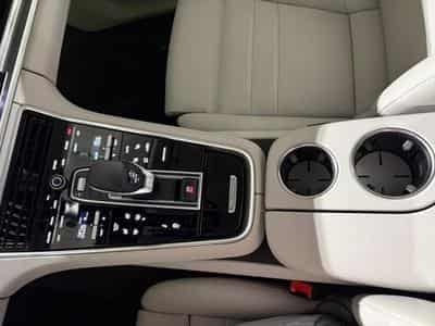 Porsche Panamera 2.9 Sport Turismo 4 E-Hybrid (2023) - Photo 10