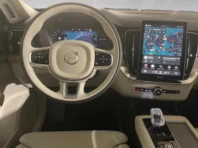 Volvo XC90 2.0 T8 4WD Plus Dark Aut. (2025) - Photo 6