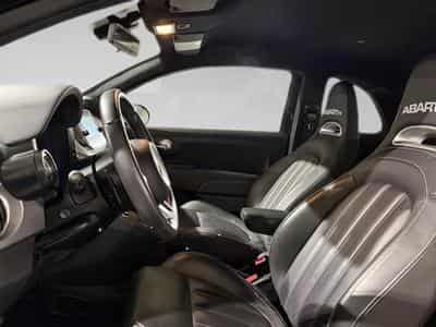Abarth 500 1.4 T-Jet 595 121kW Turismo (2020) - Photo 4