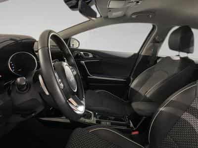 Kia Ceed Pulse 1.0 T-GDI 120 MHEV DCT ISG (2024) - Photo 4