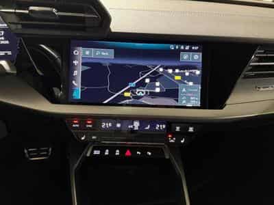 Audi A3 Limousine TFSI S tronic quattro (2024) - Photo 3