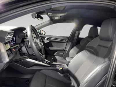 Audi A3 Limousine TFSI S tronic quattro (2024) - Photo 4