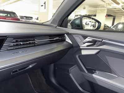 Audi A3 Limousine TFSI S tronic quattro (2024) - Photo 9