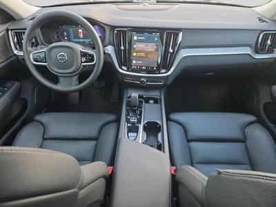 Volvo V60 B4 Plus Dark / Essence (2025) - Photo 3