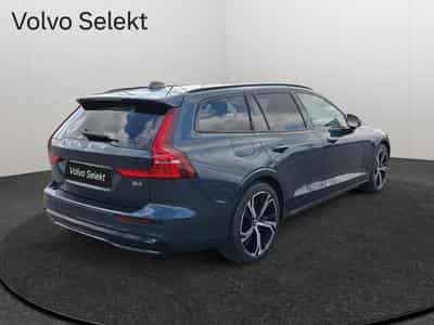 Volvo V60 B4 Plus Dark / Essence (2025) - Photo 2