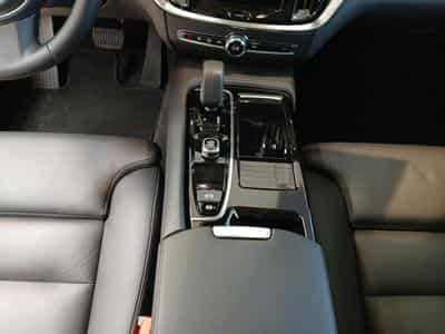 Volvo V60 T6 Plus Bright / Hybride (2025) - Photo 9