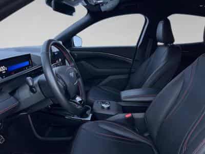 Ford Mustang Mach-E First Edition (2023) - Photo 4
