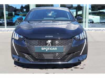 Peugeot 208 GT EAT8 (2023) - Photo 3