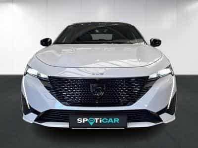 Peugeot 308 GT Hybride (2024) - Photo 2