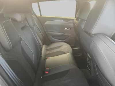 Peugeot 308 GT PlugIn 180 (2025) - Photo 10
