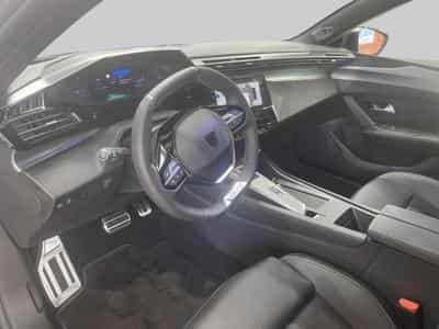 Peugeot 308 GT Plug-in Hybrid 180 e-EAT8 (2024) - Photo 11