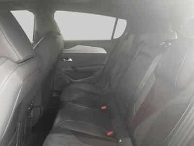Peugeot 308 GT Plug-in Hybrid 180 e-EAT8 (2024) - Photo 12