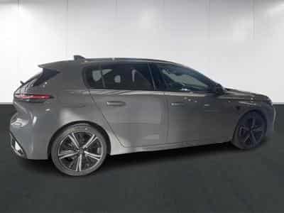 Peugeot 308 GT Plug-in Hybrid 180 e-EAT8 (2024) - Photo 8