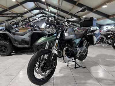 Moto Guzzi V85 TT  CENTENARIO (2021) - Photo 2