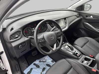 Opel Grandland X Innovation (2020) - Photo 11