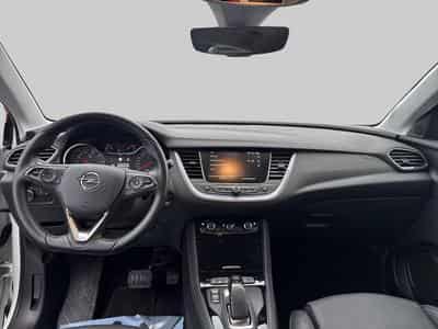 Opel Grandland X Innovation (2020) - Photo 13