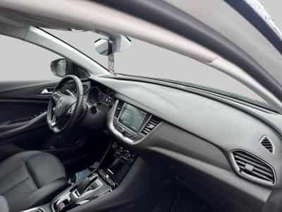 Opel Grandland X Innovation (2020) - Photo 9