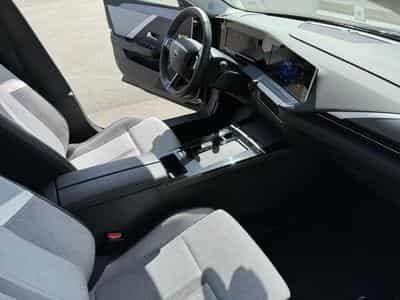 Opel Astra L Elegance (2022) - Photo 10