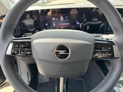 Opel Astra L Elegance (2022) - Photo 13