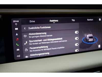 Porsche Macan Turbo (2025) - Photo 11