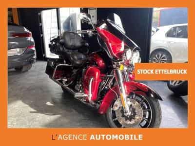 Harley-Davidson CVO Limited Limited Edition Ultra Classic Electra Glide / VP (2011) - Photo 1